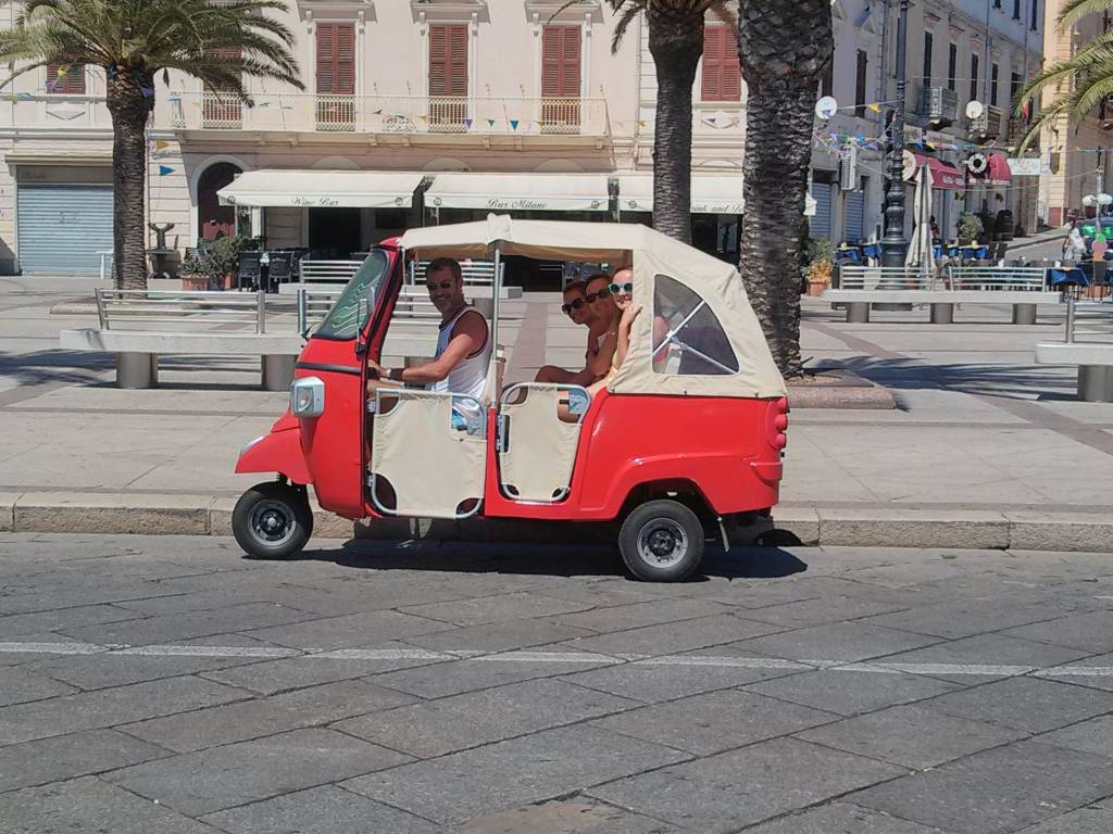 Location véhicule sardaigne visite Maddalena